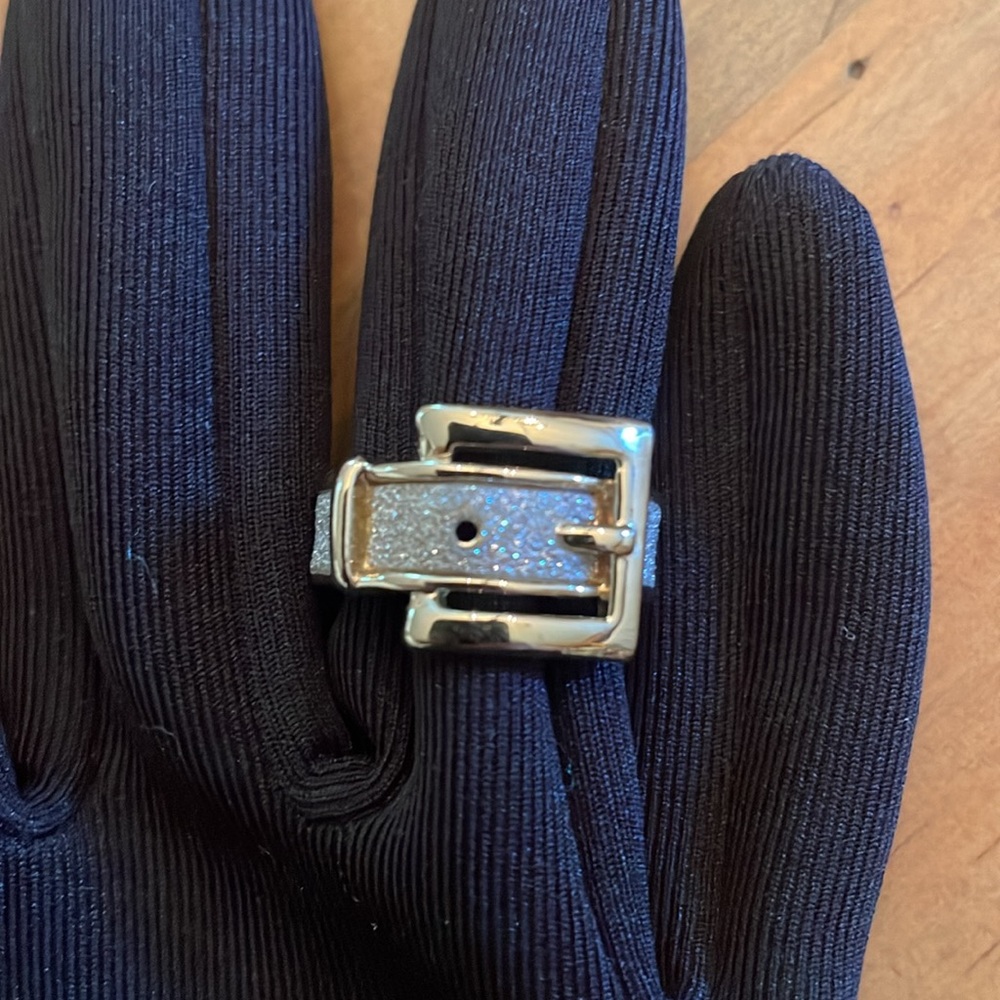 Buckle ring - Picture 2 of 6